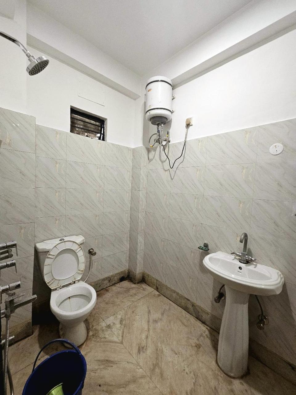 Hotel Vishal Siliguri Bagian luar foto