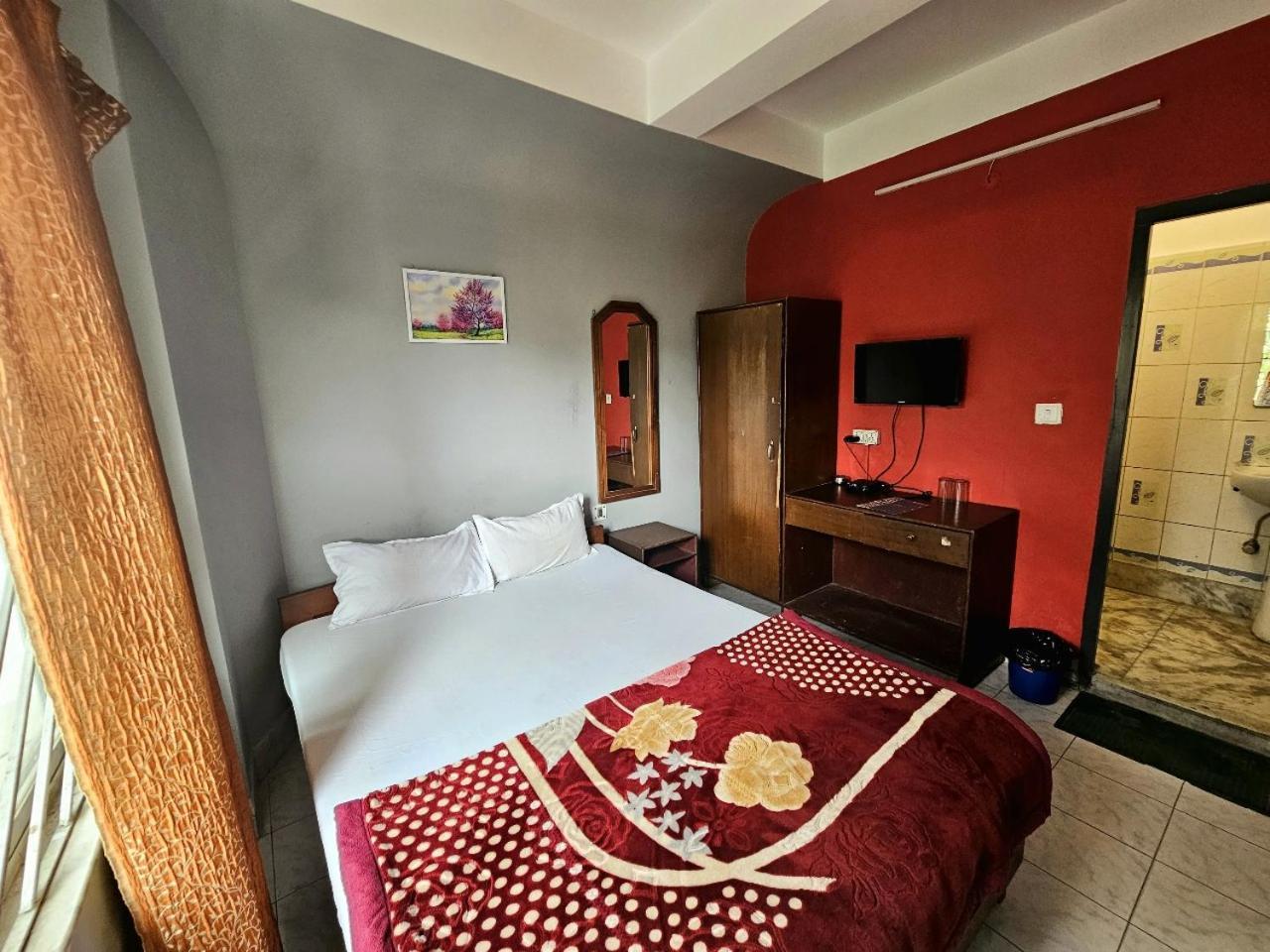 Hotel Vishal Siliguri Bagian luar foto