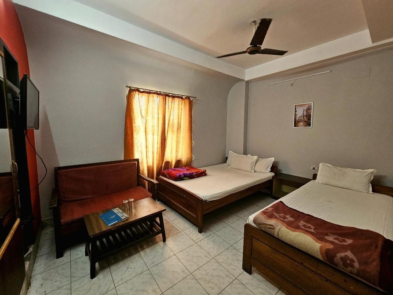 Hotel Vishal Siliguri Bagian luar foto